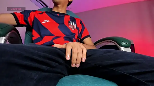 Lion Dynamite online show from 10, 3, 2025