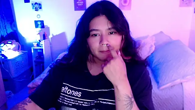 StephaniFox online show from 5, 12, 2024