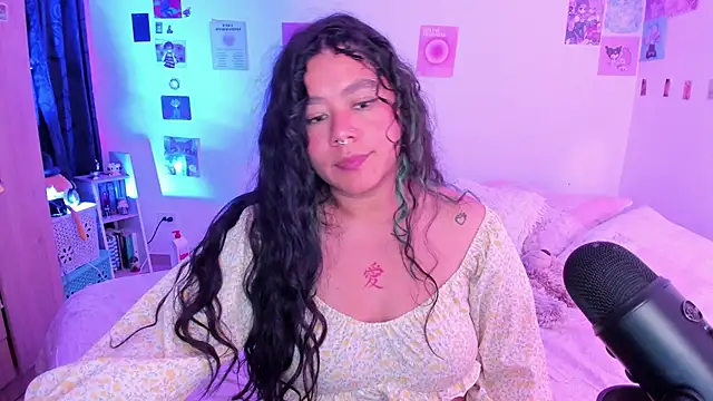 StephaniFox online show from 22, 12, 2024