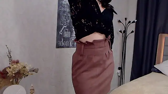 SusanMorado online show from 2, 3, 2025