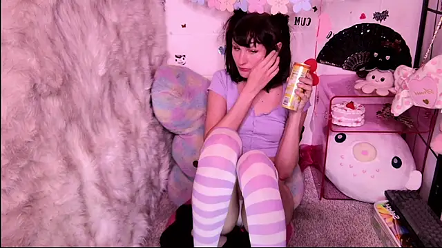 Snapshot of SweetLaumina chatting on 13, 3, 2026 SweetLaumina online show from 13, 3, 2026