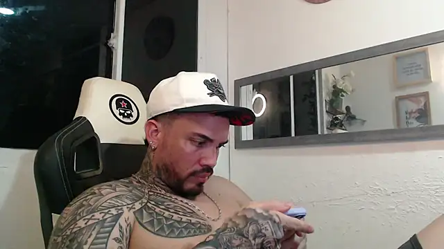 Snapshot of Angel_sex_latin chatting on 9, 12, 2024 Angel sex latin online show from 9, 12, 2024