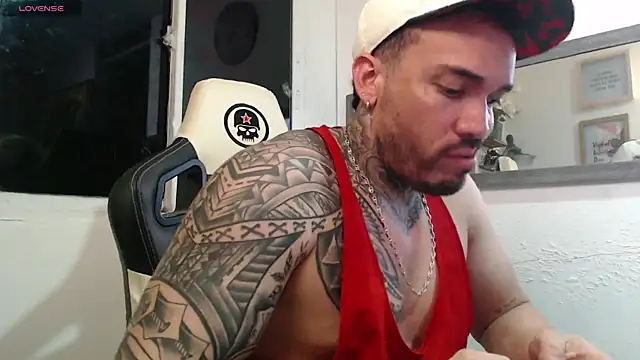 Snapshot of Angel_sex_latin chatting on 16, 12, 2024 Angel sex latin online show from 16, 12, 2024
