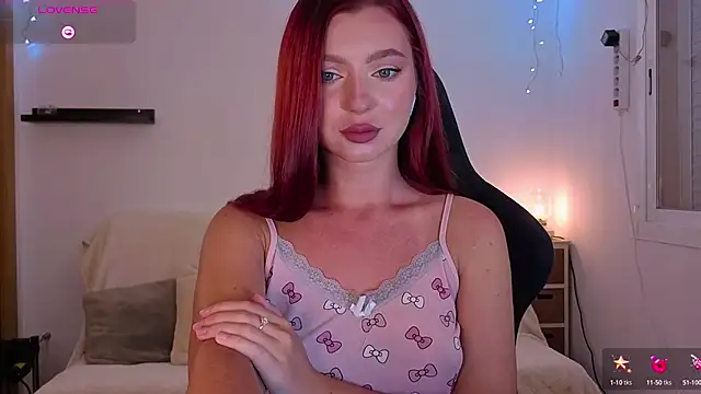 Snapshot of Karinchik_ chatting on 3, 10, 2025 Karinchik online show from 3, 10, 2025