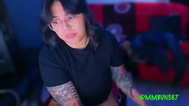 miacanela xo online show from 8, 11, 2025