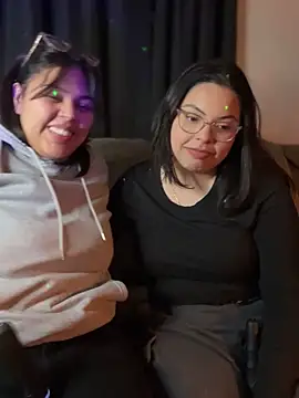 miacanela xo online show from 26, 11, 2025