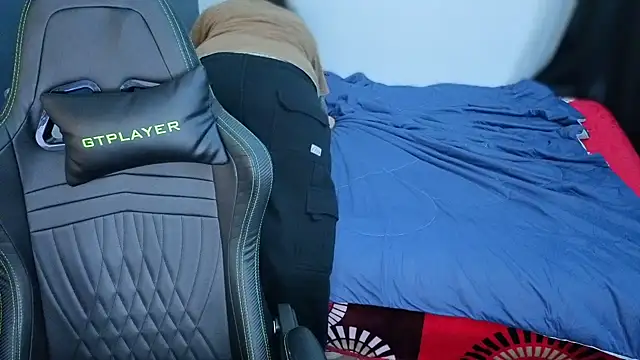 miacanela xo online show from 15, 3, 2026