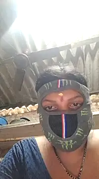 HotSexyBoudi online show from 7, 12, 2024