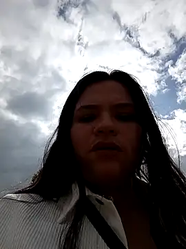 Snapshot of Julieta-tits chatting on 17, 12, 2024 Julieta-tits online show from 17, 12, 2024