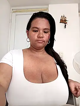 Julieta-tits online show from 21, 5, 2026
