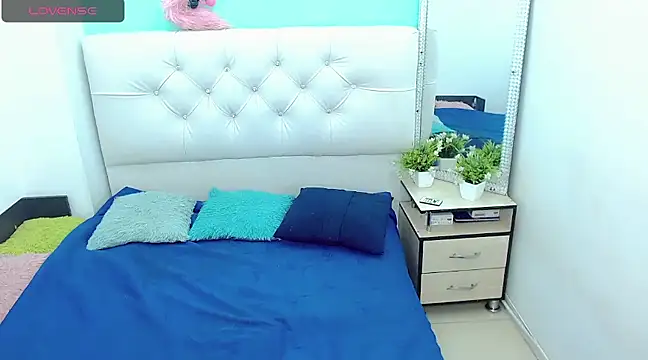 kinverly sexyx online show from 24, 1, 2025