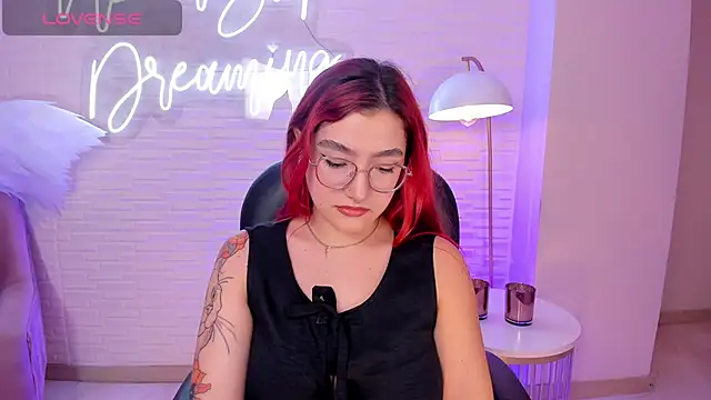 ViolettCastel online show from 23, 12, 2024