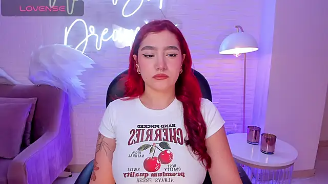 ViolettCastel online show from 28, 12, 2024