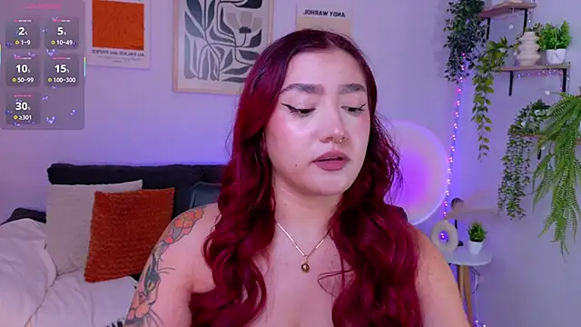 ViolettCastel online show from 7, 6, 2026