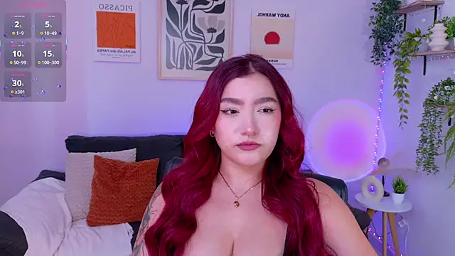 ViolettCastel online show from 9, 6, 2026