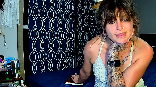 Snapshot of ZeelaXoXo chatting on 17, 9, 2025 ZeelaXoXo online show from 17, 9, 2025