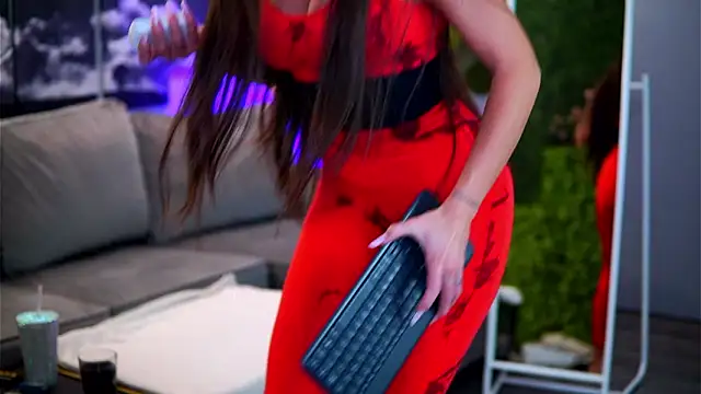 RaquelleVon online show from 20, 2, 2026