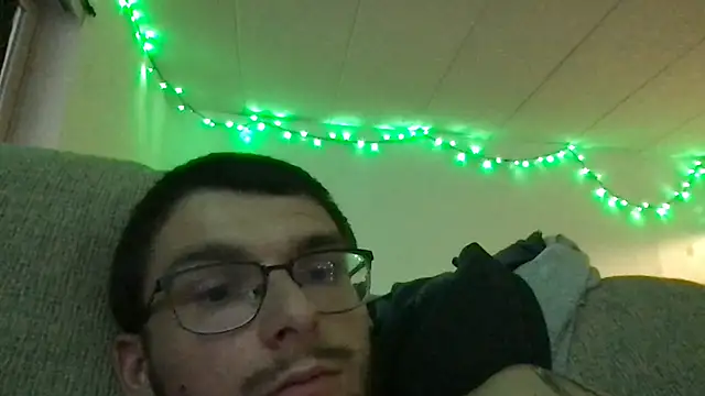 Snapshot of hungkubenski chatting on 22, 9, 2025 hungkubenski online show from 22, 9, 2025