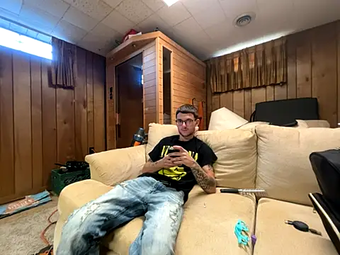 Snapshot of hungkubenski chatting on 21, 10, 2025 hungkubenski online show from 21, 10, 2025