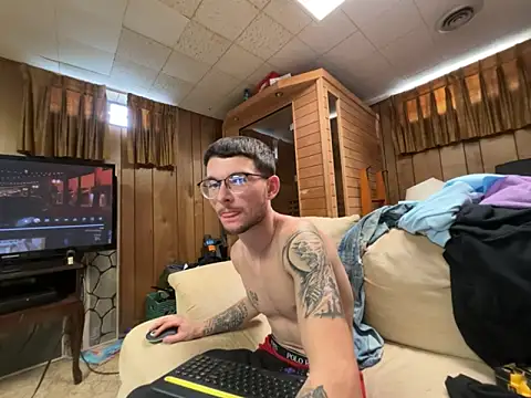 Snapshot of hungkubenski chatting on 26, 10, 2025 hungkubenski online show from 26, 10, 2025