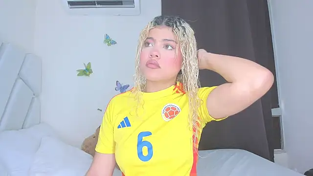 Snapshot of sofiacastillo01 chatting on 26, 3, 2026 sofiacastillo01 online show from 26, 3, 2026