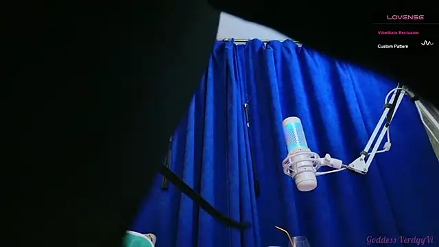 Snapshot of VerdgyMiller chatting on 15, 9, 2025 VerdgyMiller online show from 15, 9, 2025