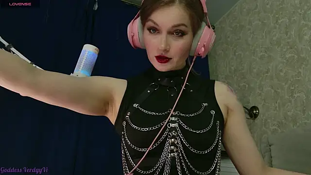 Snapshot of VerdgyMiller chatting on 4, 4, 2026 VerdgyMiller online show from 4, 4, 2026