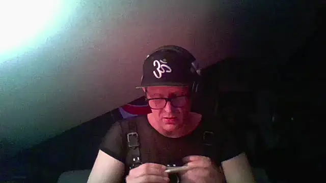 Snapshot of Bigthroaterboy chatting on 3, 12, 2024 Bigthroaterboy online show from 3, 12, 2024