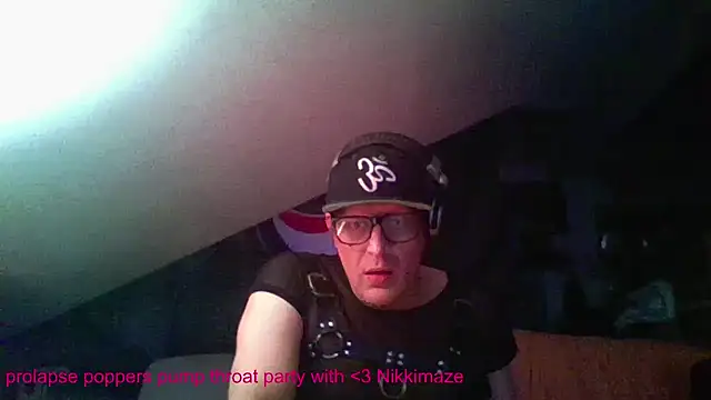 Snapshot of Bigthroaterboy chatting on 5, 12, 2024 Bigthroaterboy online show from 5, 12, 2024