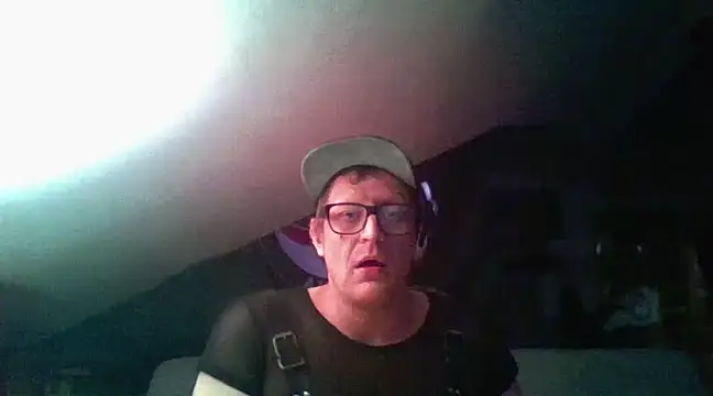 Snapshot of Bigthroaterboy chatting on 6, 12, 2024 Bigthroaterboy online show from 6, 12, 2024