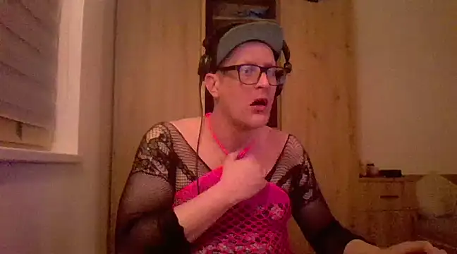 Snapshot of Bigthroaterboy chatting on 8, 2, 2025 Bigthroaterboy online show from 8, 2, 2025