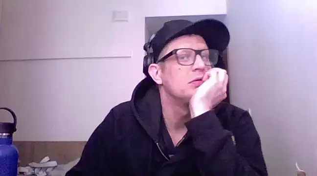Snapshot of Bigthroaterboy chatting on 16, 3, 2025 Bigthroaterboy online show from 16, 3, 2025