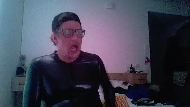 Snapshot of Bigthroaterboy chatting on 21, 3, 2026 Bigthroaterboy online show from 21, 3, 2026