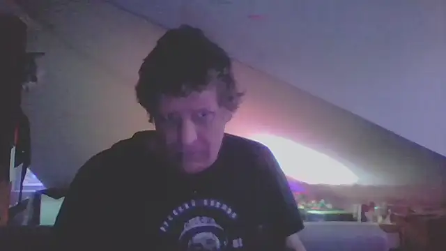 Bigthroaterboy online show from 13, 5, 2026
