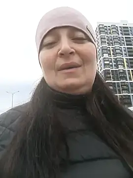 Snapshot of Women-pleasures chatting on 28, 10, 2025 Women-pleasures online show from 28, 10, 2025