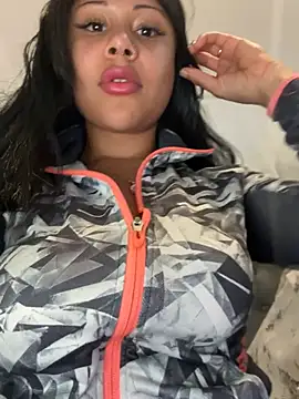 Snapshot of HaileyDiana chatting on 21, 4, 2026 HaileyDiana online show from 21, 4, 2026