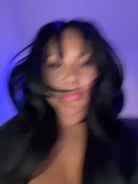 Snapshot of HaileyDiana chatting on 4, 5, 2026 HaileyDiana online show from 4, 5, 2026
