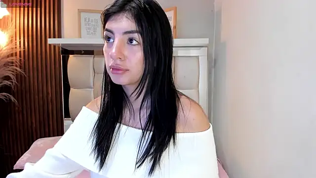 Snapshot of ANTONELLA__ROUSE_ chatting on 12, 12, 2024 ANTONELLA ROUSE online show from 12, 12, 2024