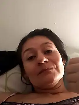 Snapshot of AllysonMilf69 chatting on 12, 1, 2025 AllysonMilf69 online show from 12, 1, 2025