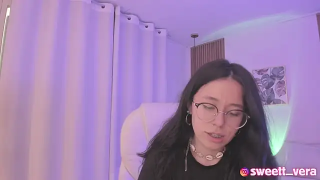 sweet vera online show from 4, 3, 2025