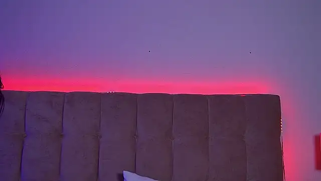 Snapshot of LiliaBianka chatting on 21, 2, 2025 LiliaBianka online show from 21, 2, 2025
