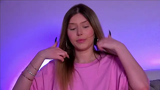 Snapshot of LiliaBianka chatting on 24, 2, 2025 LiliaBianka online show from 24, 2, 2025