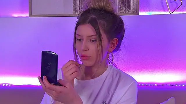 Snapshot of LiliaBianka chatting on 18, 3, 2025 LiliaBianka online show from 18, 3, 2025