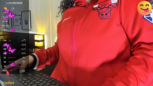 Snapshot of Valeria__soler chatting on 25, 1, 2025 Valeria soler online show from 25, 1, 2025