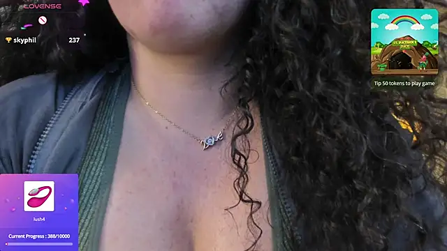 Snapshot of Valeria__soler chatting on 17, 3, 2025 Valeria soler online show from 17, 3, 2025