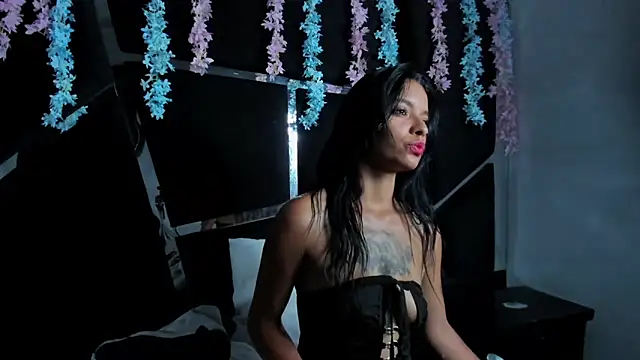 MaddyHudson online show from 13, 3, 2026