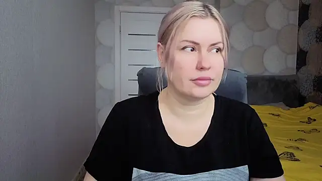 Snapshot of natusik chatting on 15, 4, 2026 natusik online show from 15, 4, 2026