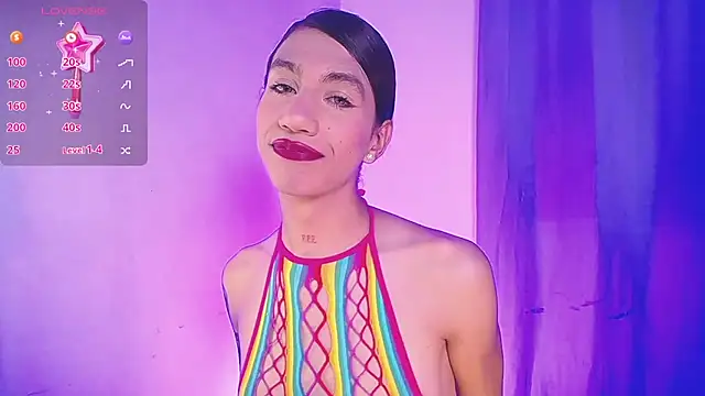 sofiaa grey  online show from 10, 12, 2024