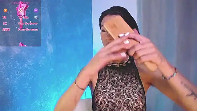 sofiaa grey  online show from 21, 12, 2024