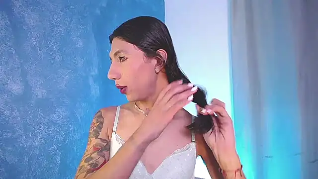 sofiaa grey  online show from 22, 12, 2024